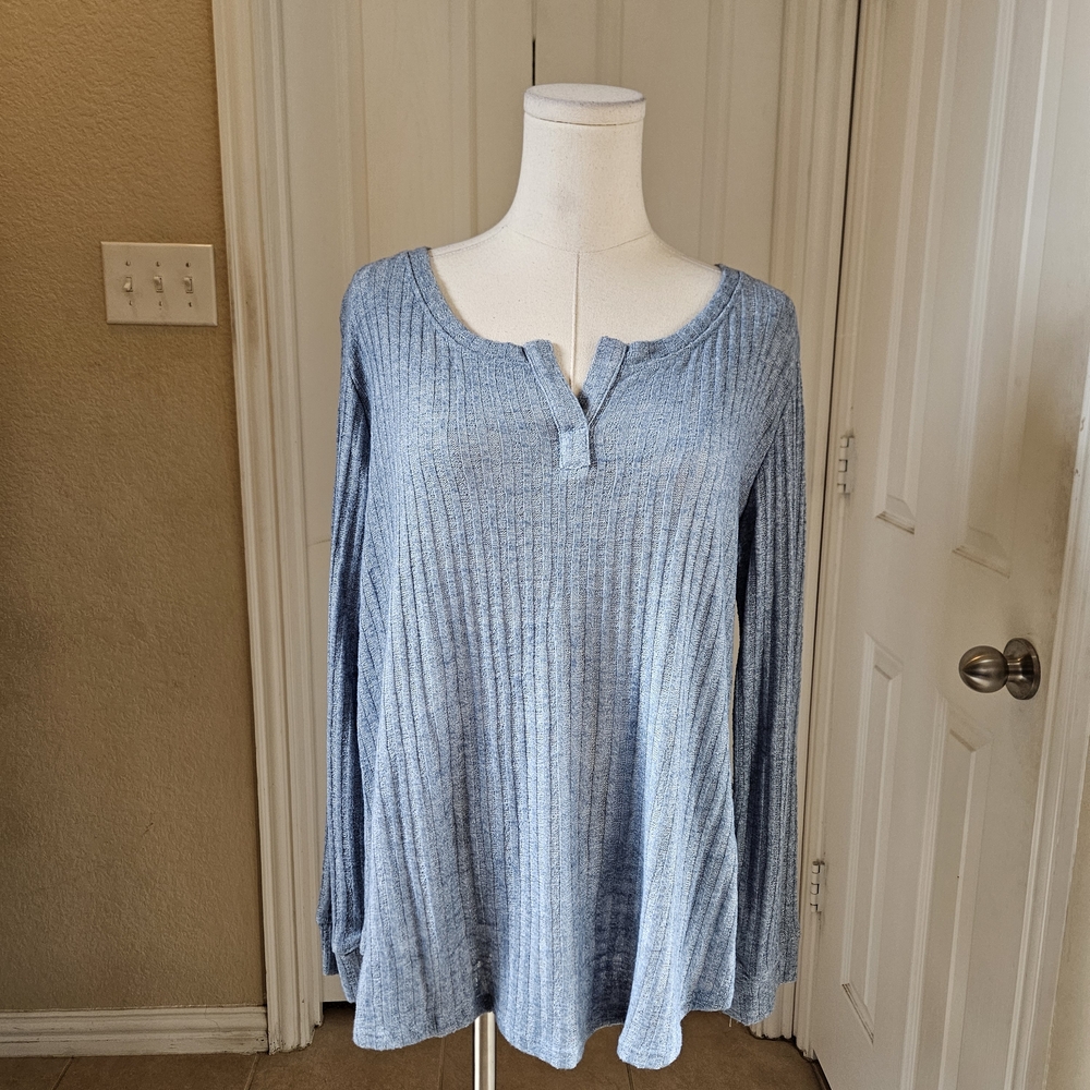 Nally & Millie Ribbed Knit Long Sleeve Top – Blue – Size L/XL NWT - Picture 2 of 11